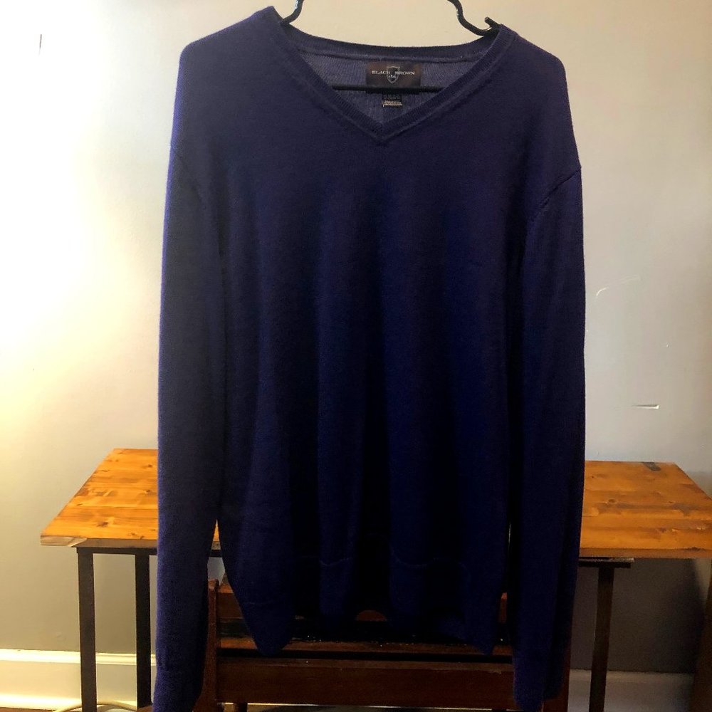 Black Brown 1826 100% Merino Wool V-Neck Sweater